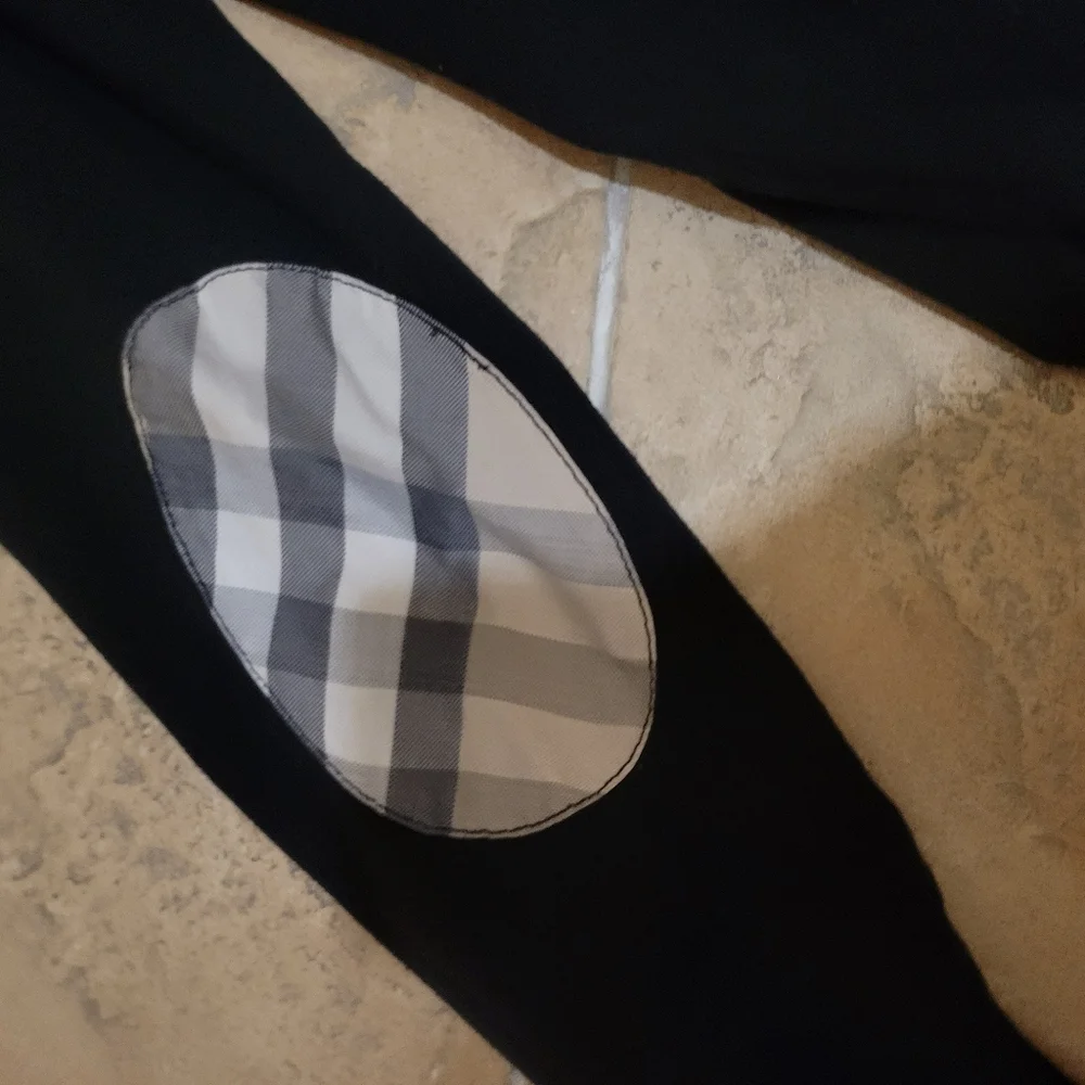 Burberry Black Knit Top w. Elbow Patches. EUC‎ M Elevated Basic Quiet Luxury - Picture 4 of 5